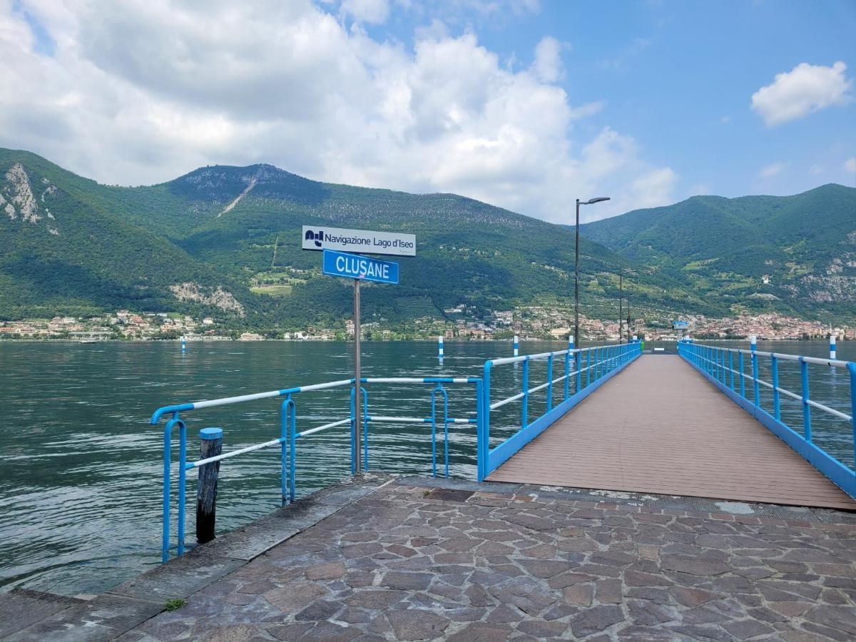 Light On Lake Iseo Clusane Buitenkant foto