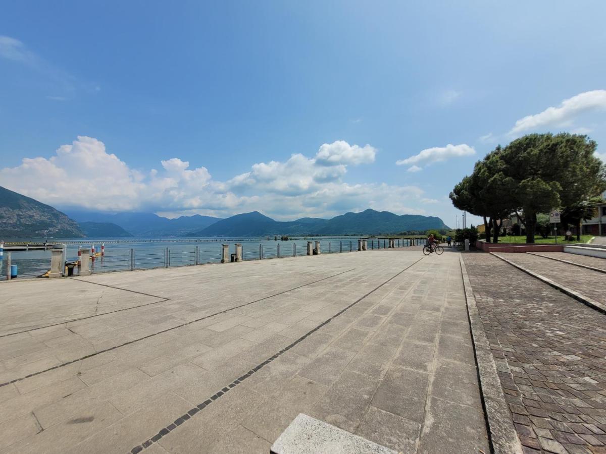 Light On Lake Iseo Clusane Buitenkant foto